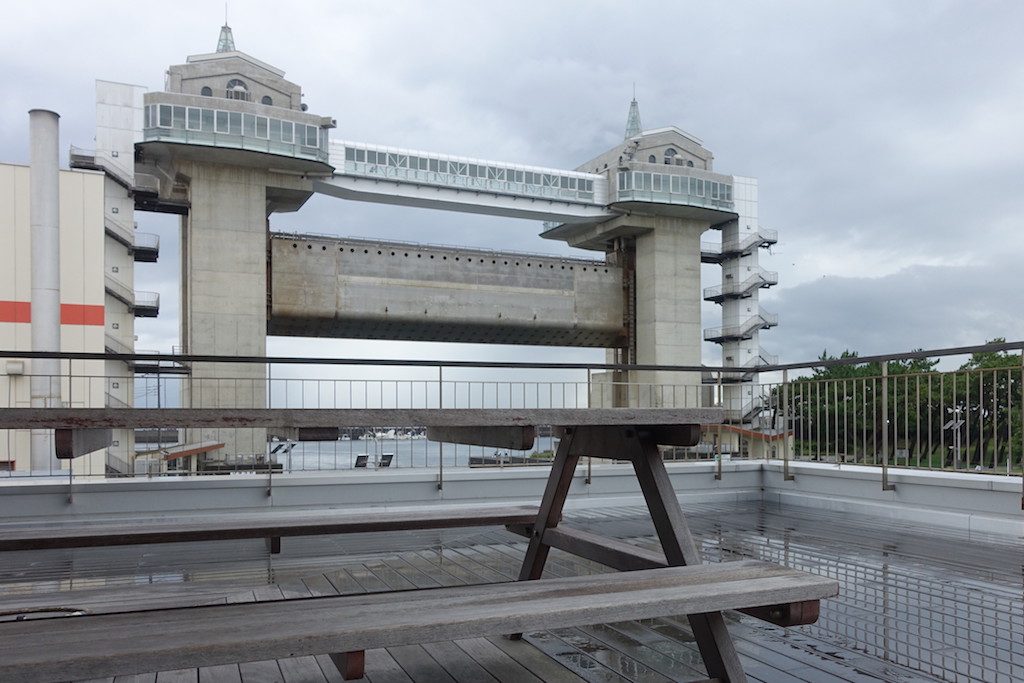 Tsunami-Tower in Numazu.