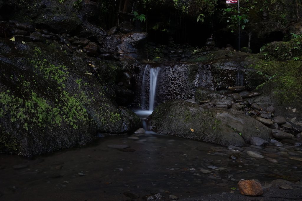 Der kleine Wasserfall in Action!