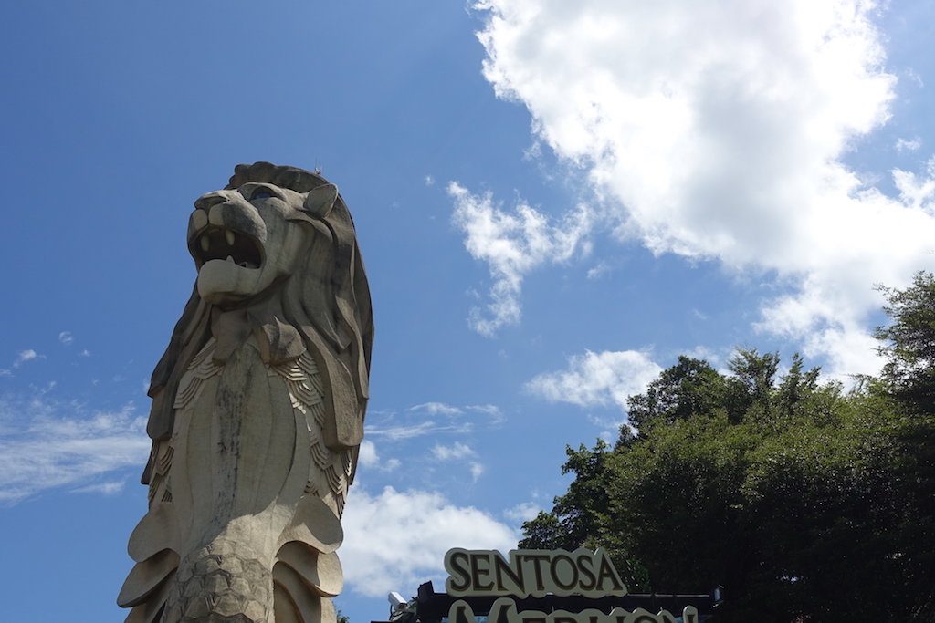Das Wahrzeichen von Singapur, den Merlion, gibt es natürlich auch auf Sentosa.