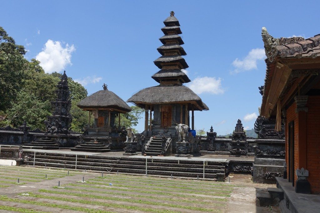 Endlich mal die typischen Tempel auf Bali sehen.